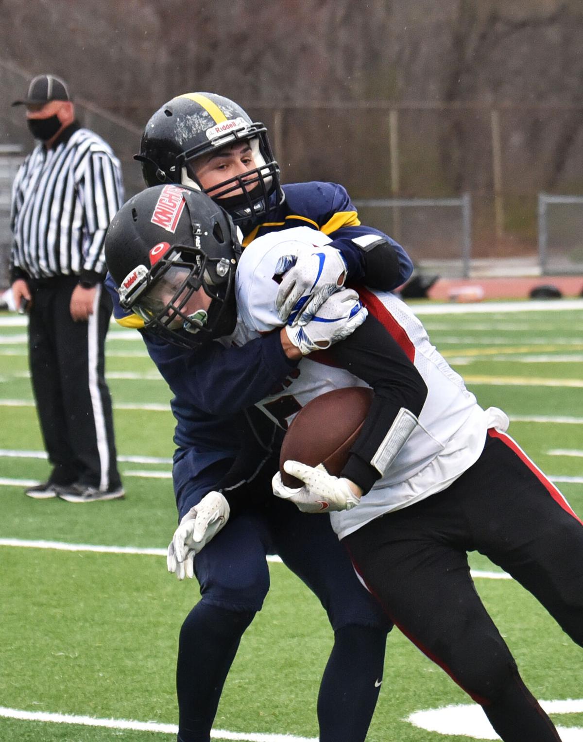 210415_ET_CRU_FOOTBALL_29.jpg