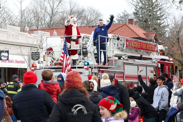 Santa Parade kicks off holiday season News