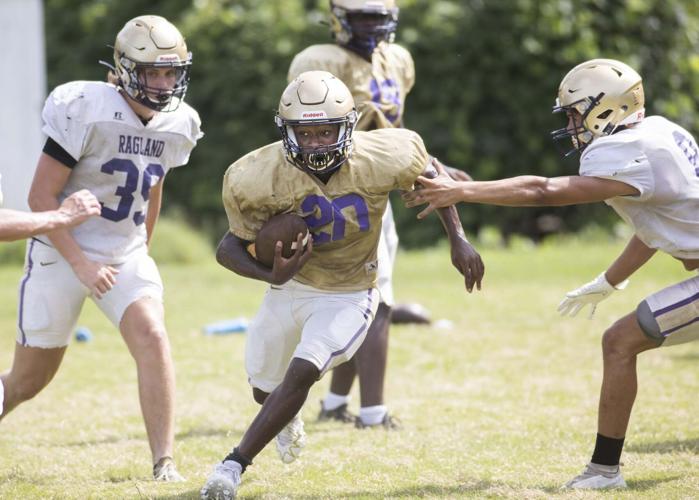 Photos Ragland getting ready Friday night football Slideshows