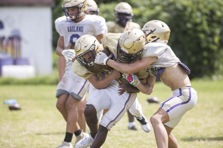 Photos Ragland getting ready Friday night football Slideshows