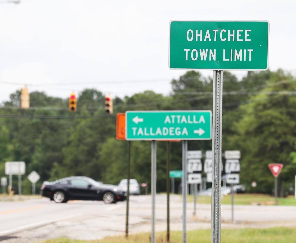 Ohatchee officials hope for new businesses, to finish current projects