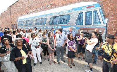 Freedom Rider murals unveiled | Anniston | annistonstar.com