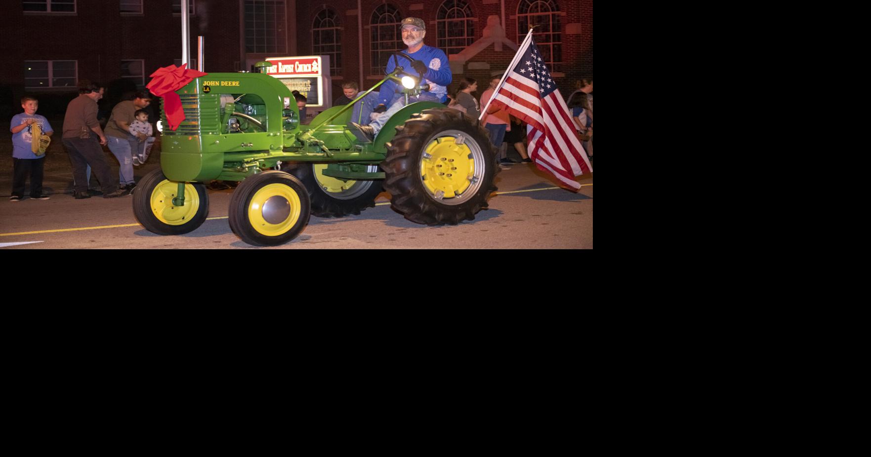 Photo Gallery Piedmont Christmas parade Slideshows