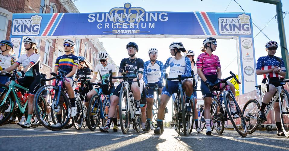 Photo Gallery 20th annual Sunny King criterium Slideshows