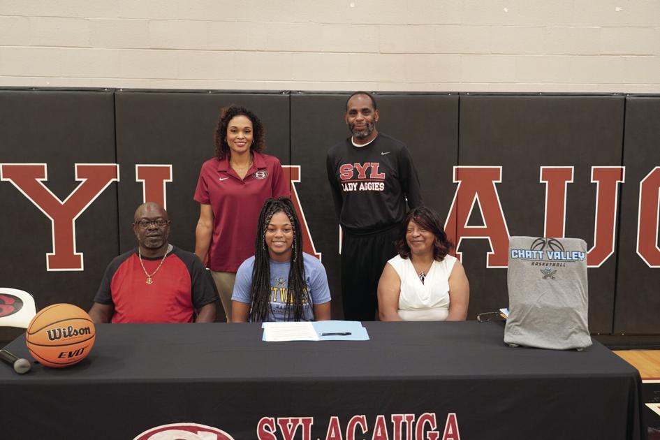 AnnistonStar.com - Sylacauga's Dakota Johnson will continue basketball career at Chattahoochee Valley CC image