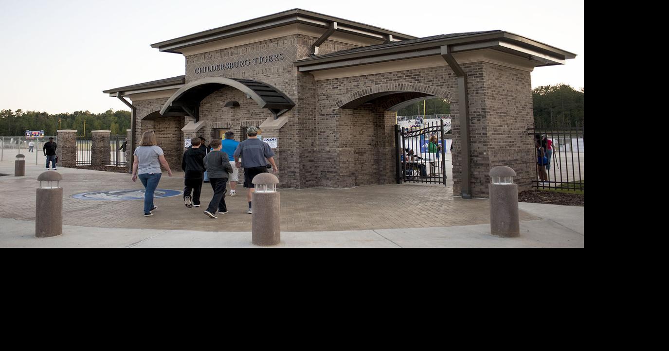 FRIDAY NIGHT SCENE OF THE WEEK Childersburg opens new stadium, picks