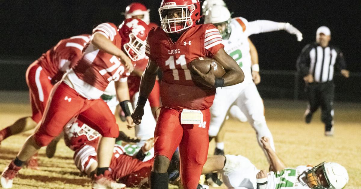 AnnistonStar.com - Prep football: Smith rambles for 136 yards as Munford tops Ashville image