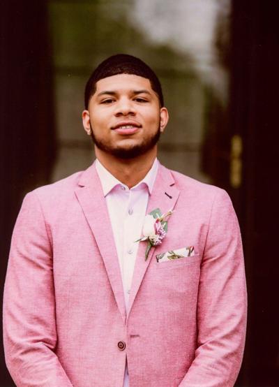 Congrats ... Diante Leon Wood of Anniston