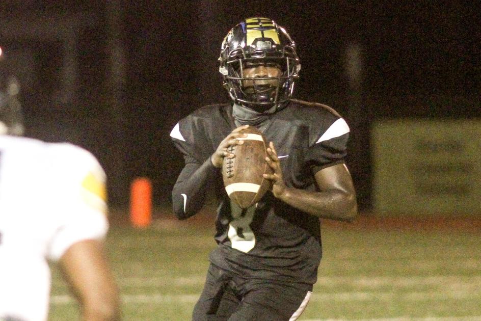 AnnistonStar.com - Comer avenges painful loss from 2019, downs Winterboro 47-8 image
