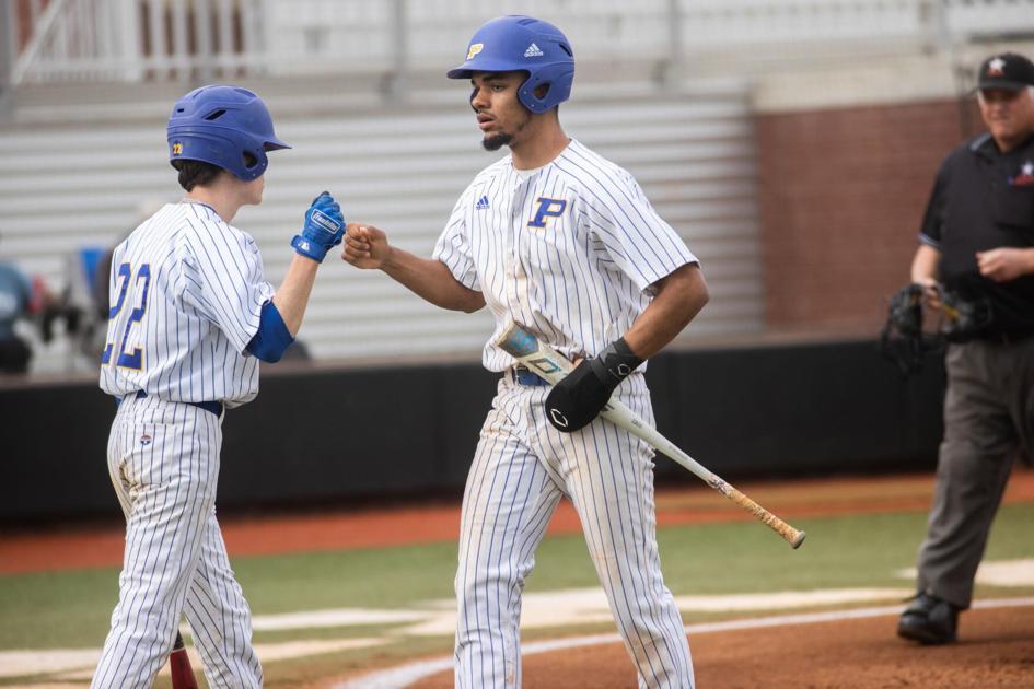 AnnistonStar.com - Prep baseball: Hot-hitting Piedmont answers Vestavia Hills rally, wins 13-9 image