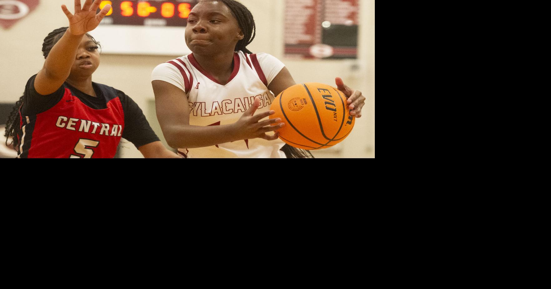AnnistonStar.com - Photos: Sylacauga girls finish runner-up in area championship - Girls Basketball image