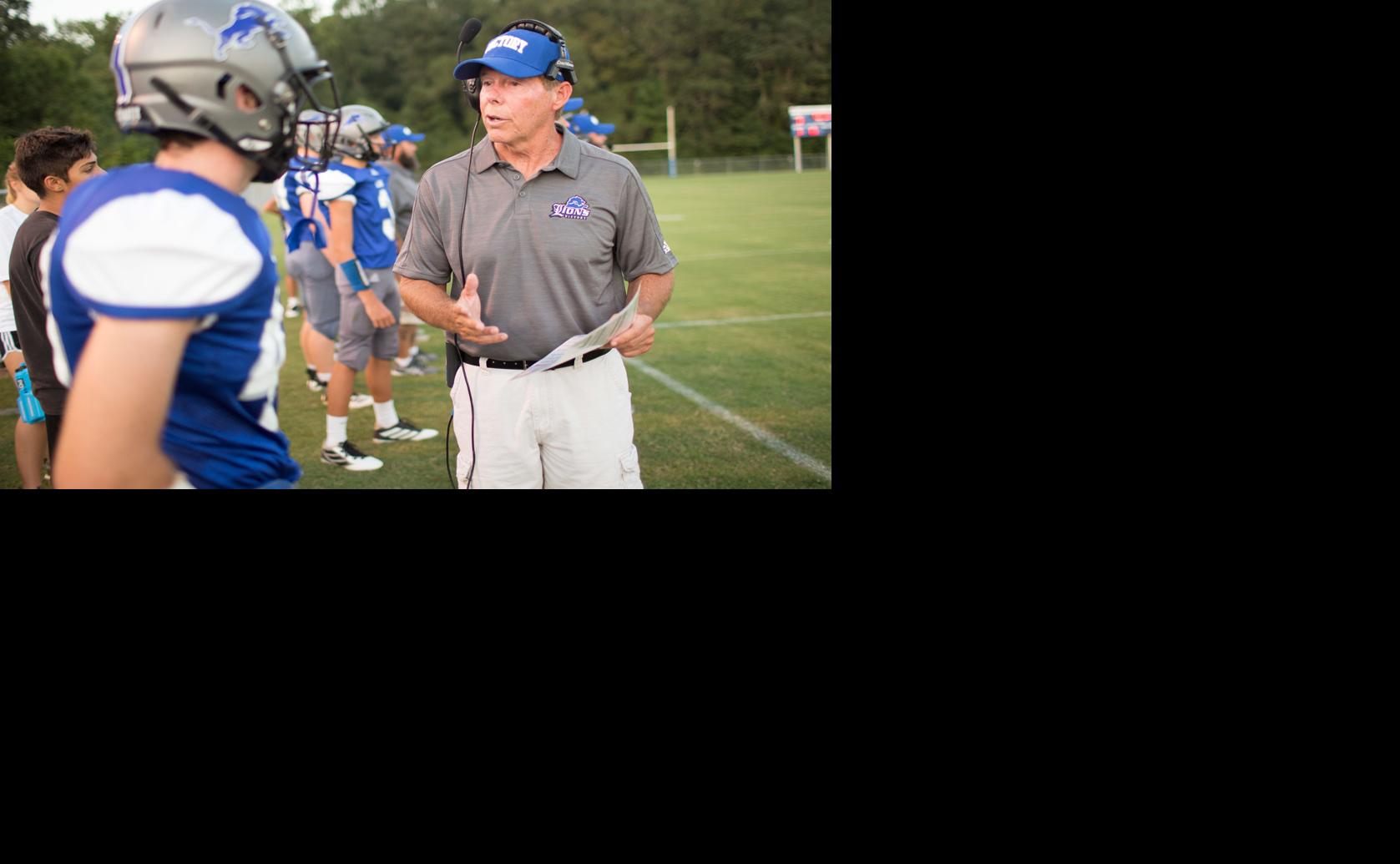 AnnistonStar.com - Victory Christian coach says his team needs to get physical when Donoho visits Friday image