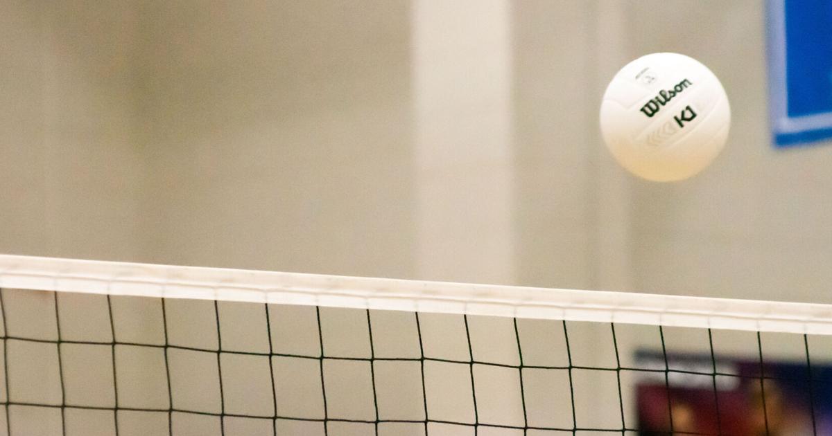 AnnistonStar.com - Prep volleyball: Pleasant Valley drops 3-2 decision to Ohatchee image