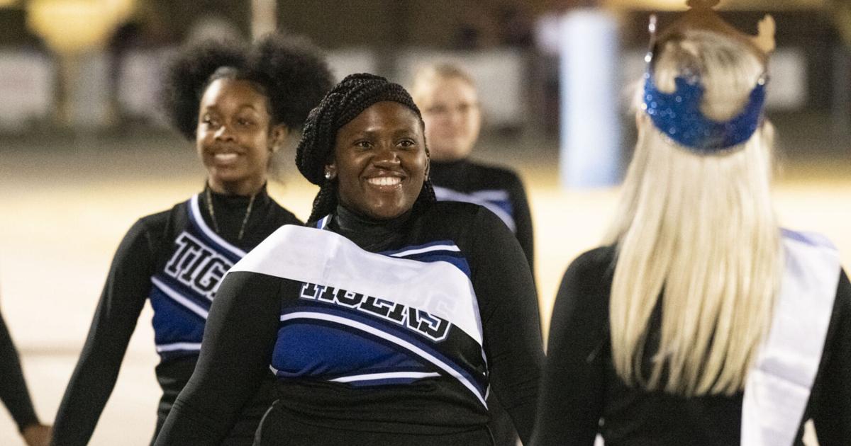 AnnistonStar.com - Photos: Winterboro vs. Childersburg - High School Football image