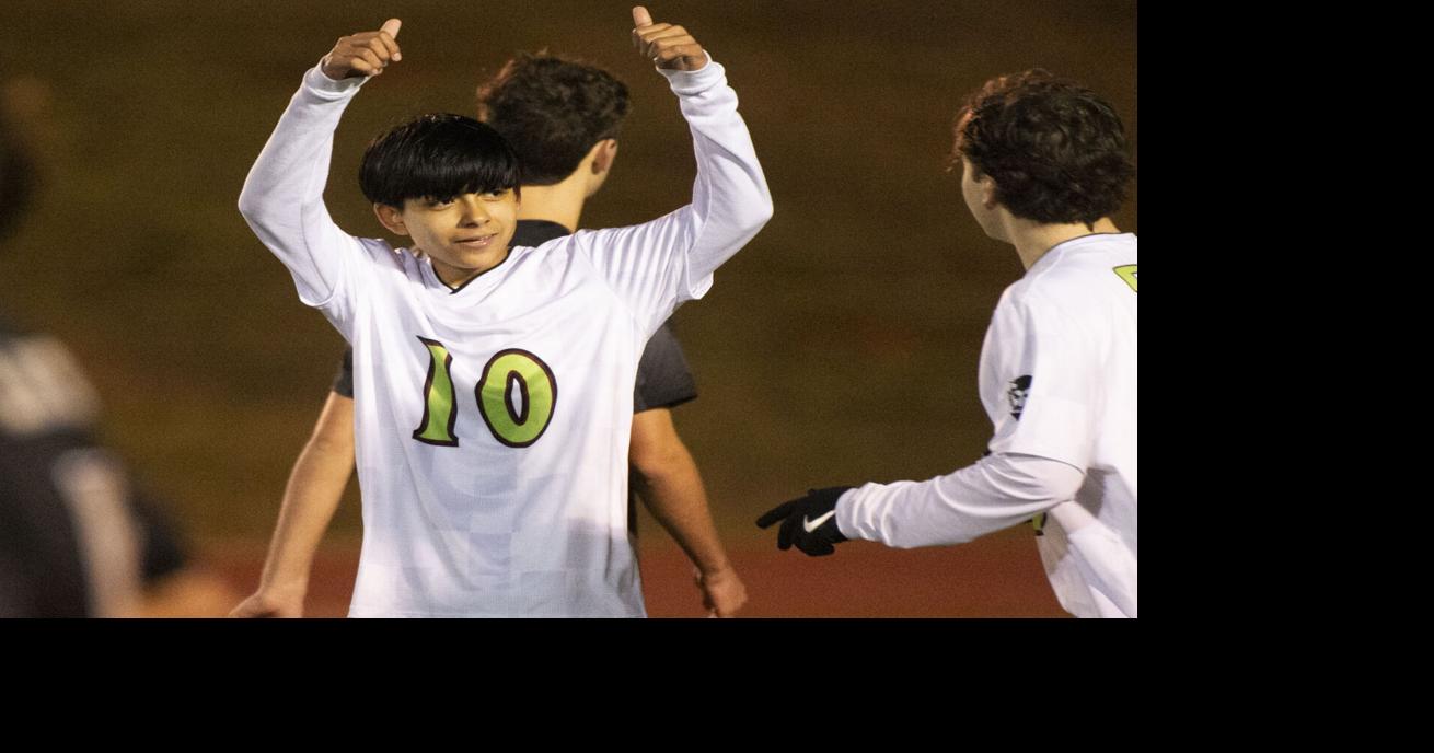 AnnistonStar.com - Sylacauga beats Lincoln for county boys soccer title image