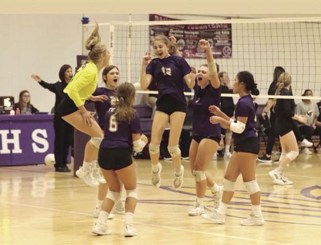 Dominant Decade Springville volleyball wins 10th straight county
