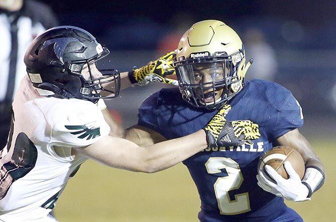 AnnistonStar.com - Prep football: Defense sets tone early for Jacksonville image
