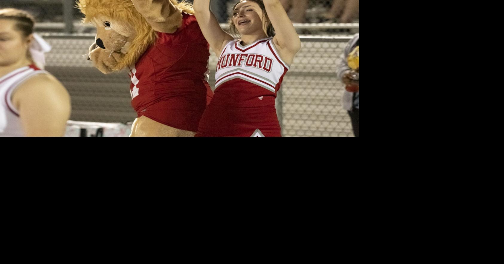 AnnistonStar.com - Photos: Childersburg vs. Munford - High School Football image