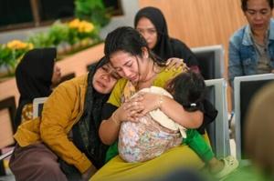4 dead, 38 missing after ferry sinks on way to Indonesia's Bali