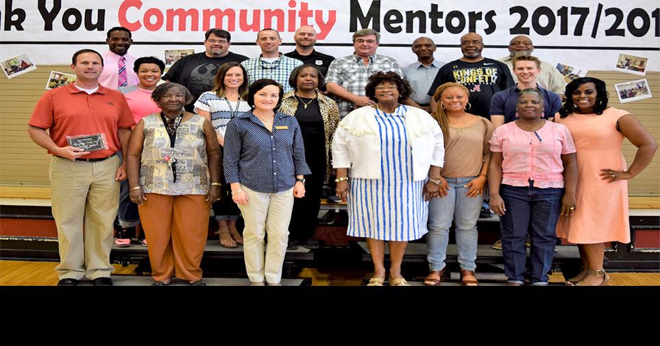 Nichols Lawson Middle School students thank community mentors The