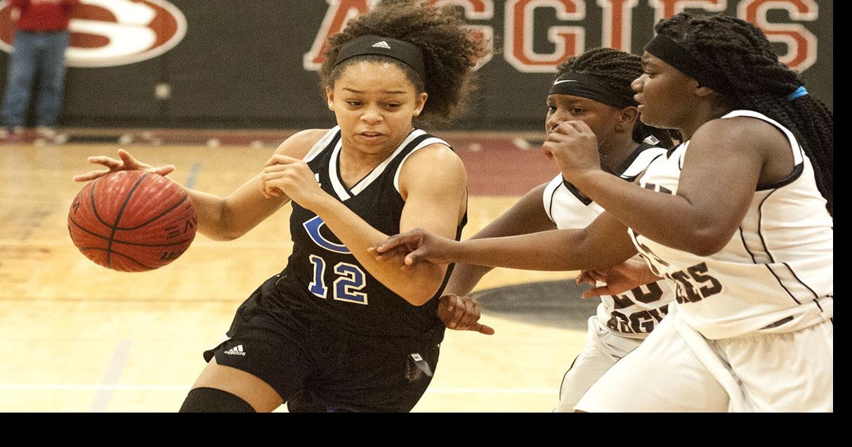 Childersburg’s Jailah Swain guides team to 30 mark, earns Daily Home