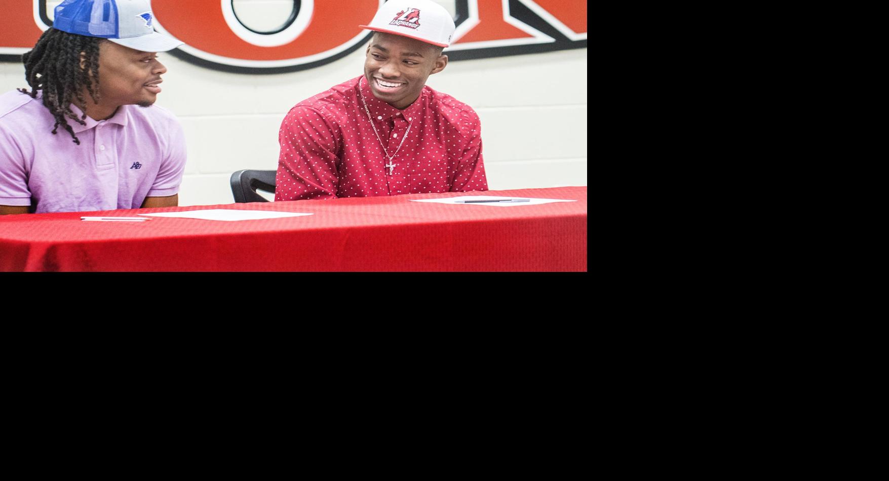 AnnistonStar.com - National Signing Day: Munford duo finalizes football futures image