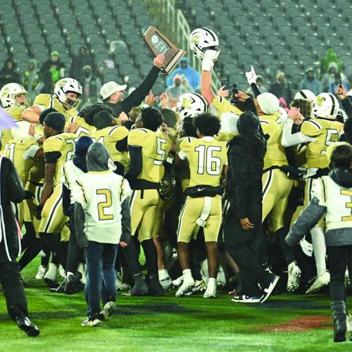 Moody shutouts Vigor 25-0 for first state title