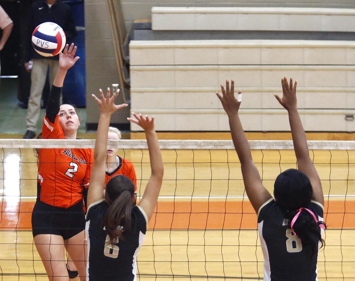100519_Alexandria_Oxford vb_001 tp.jpg