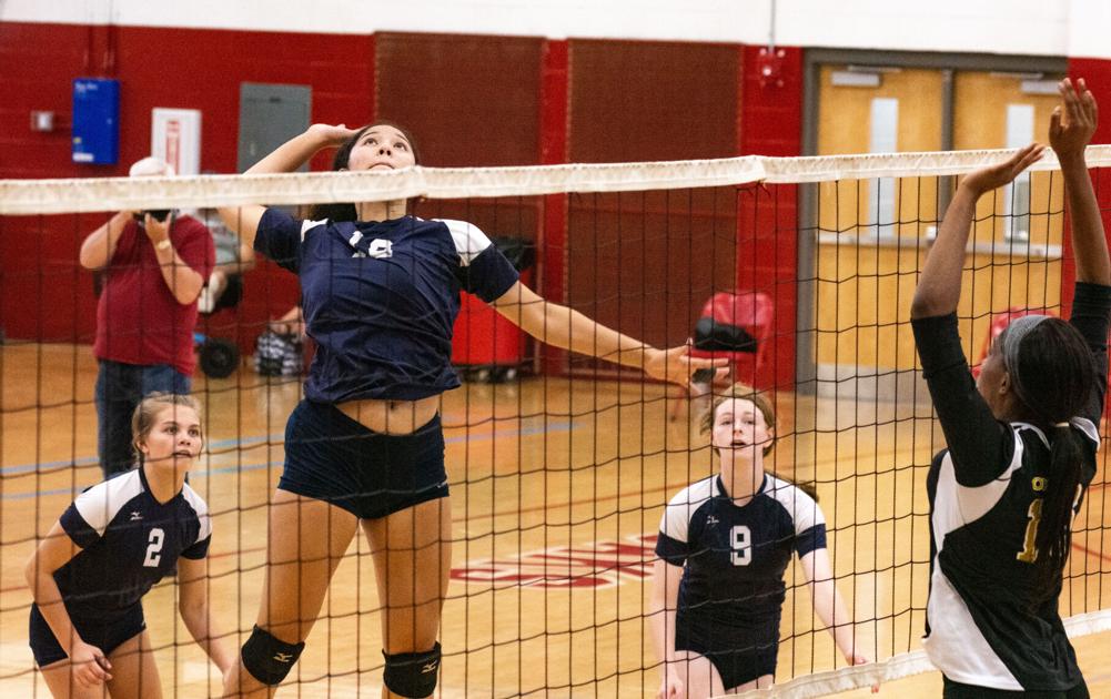 AnnistonStar.com - Photos: Jacksonville vs. Oxford, Calhoun County volleyball semifinals image