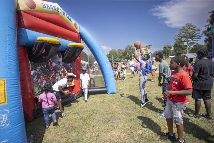 Photo gallery: Back to School Youth Rally | Slideshows | annistonstar.com