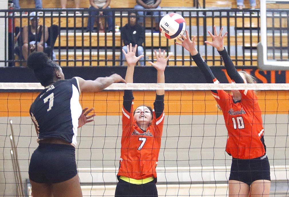 100519_Alexandria_Oxford vb_004 tp.jpg