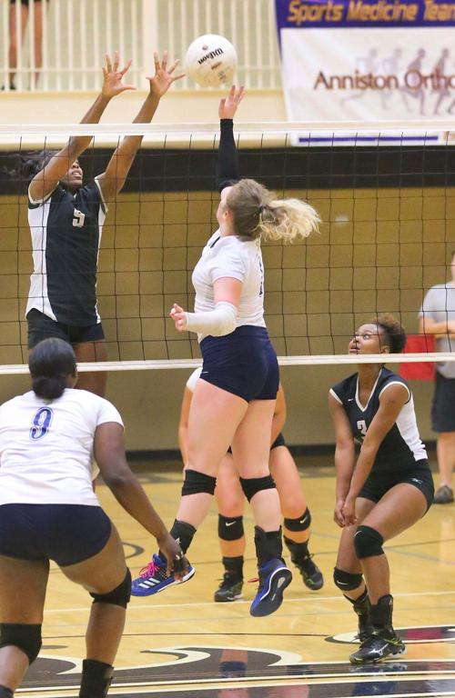 Oxford at Jax volleyball