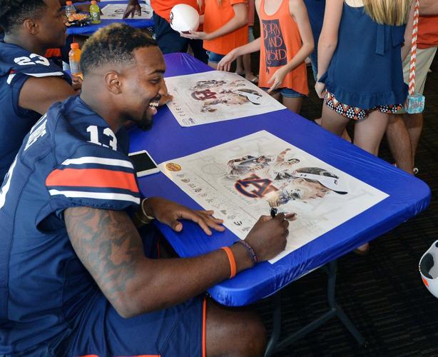 Auburn Fan Day Slideshows