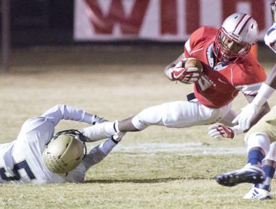 Prep Football Saks Late Rally Produces A Second Round Victory