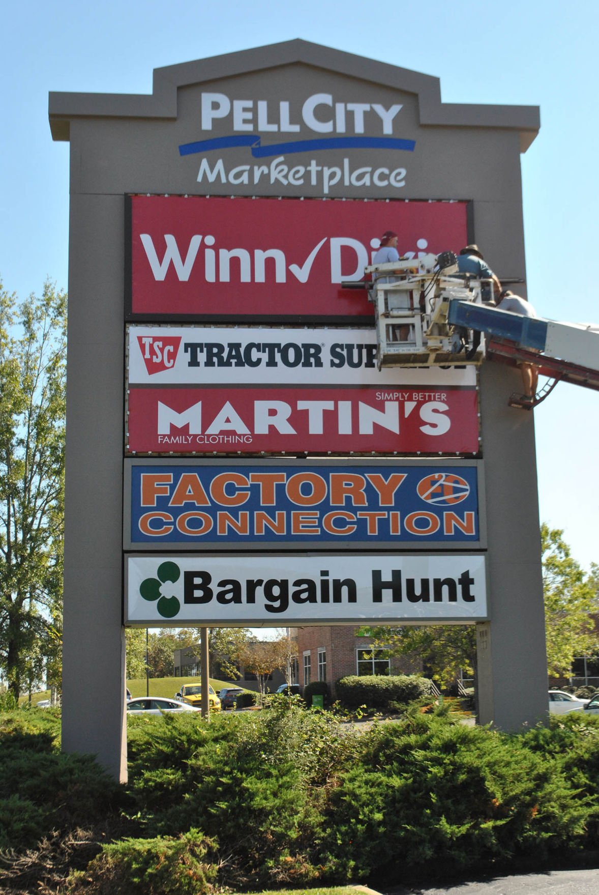 New signs going up at Pell City Marketplace Shopping Mall The Daily