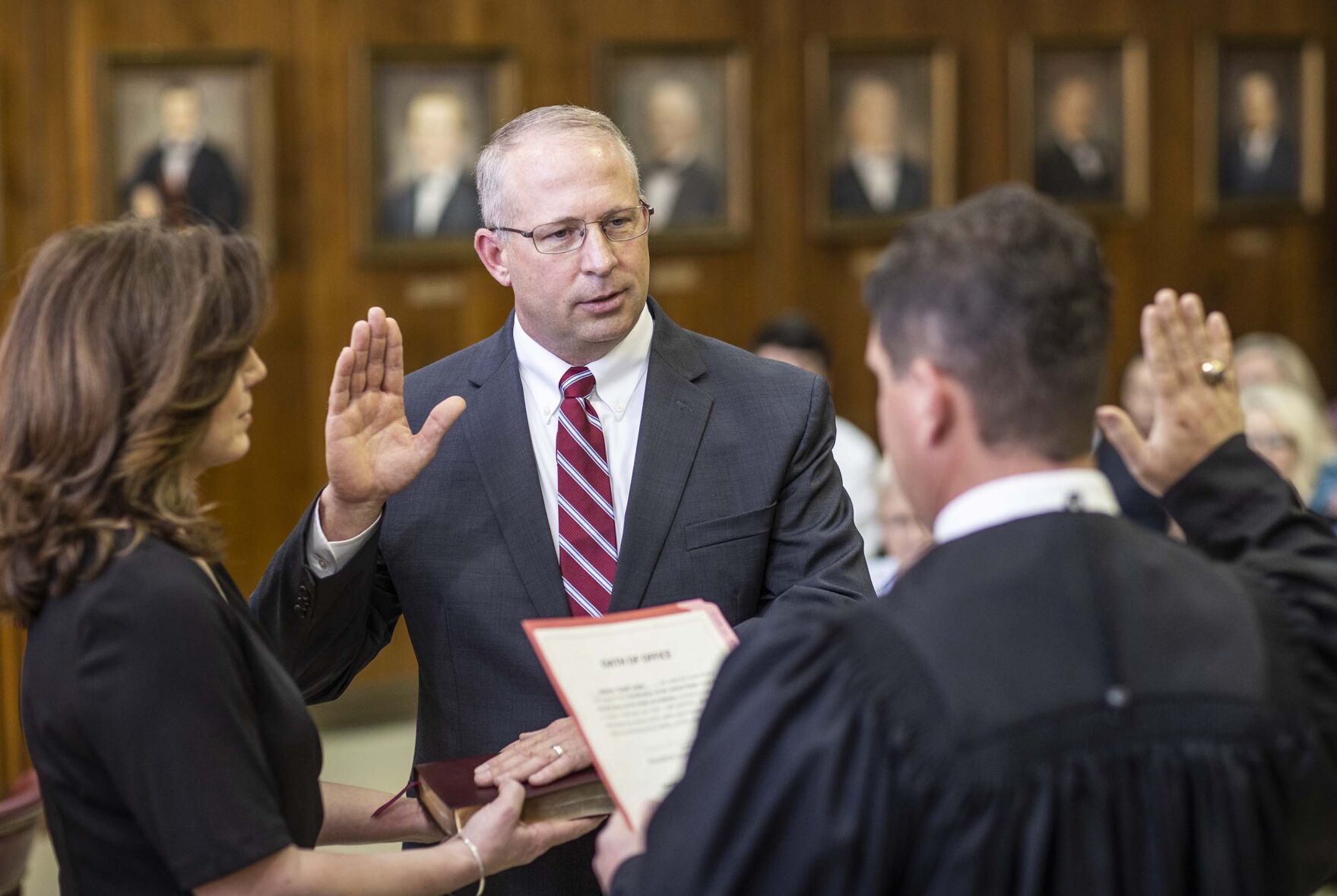 New probate judge for Talladega County is sworn in News