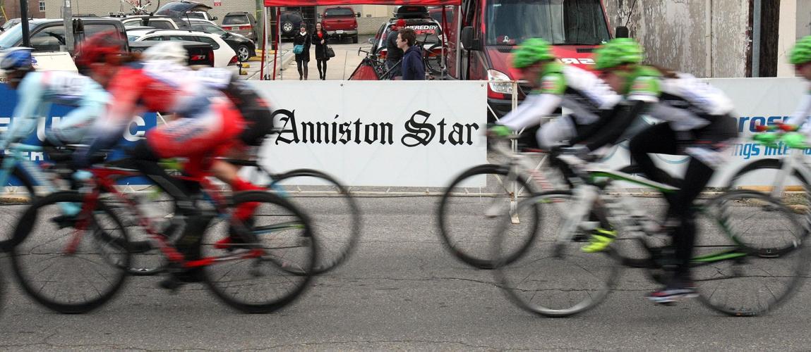 Sunny King Criterium Slideshows