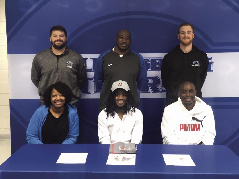 AnnistonStar.com - Childersburg's Xzavion Garrett signs with Huntingdon College image