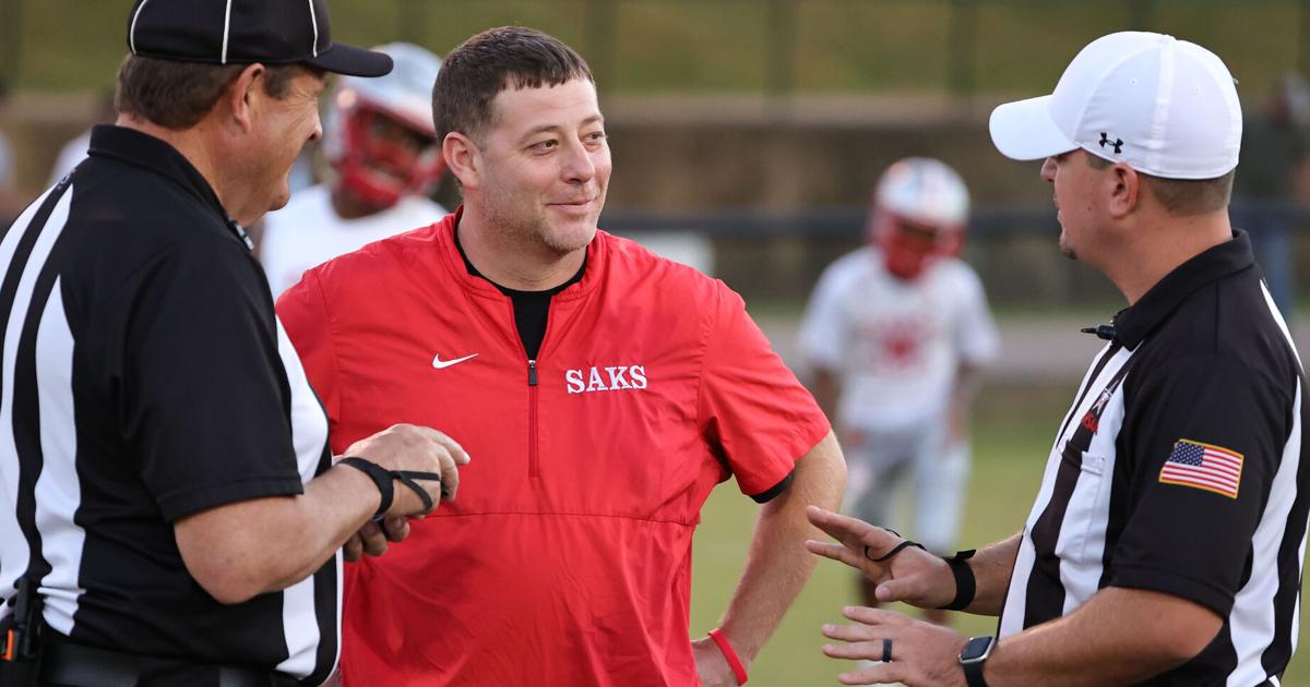 AnnistonStar.com - Prep football: Miller notches 100th career victory image