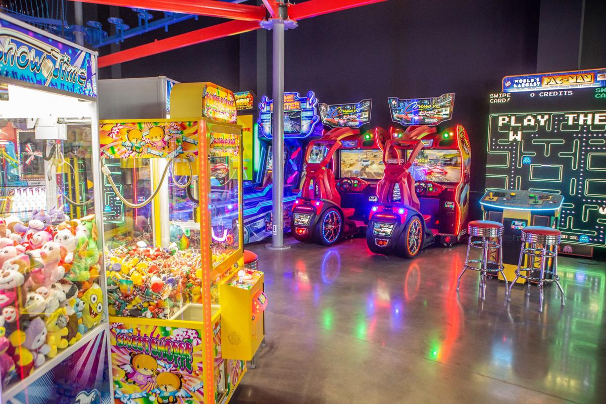 New entertainment center in Pell City, Premiere Cinertainment, will