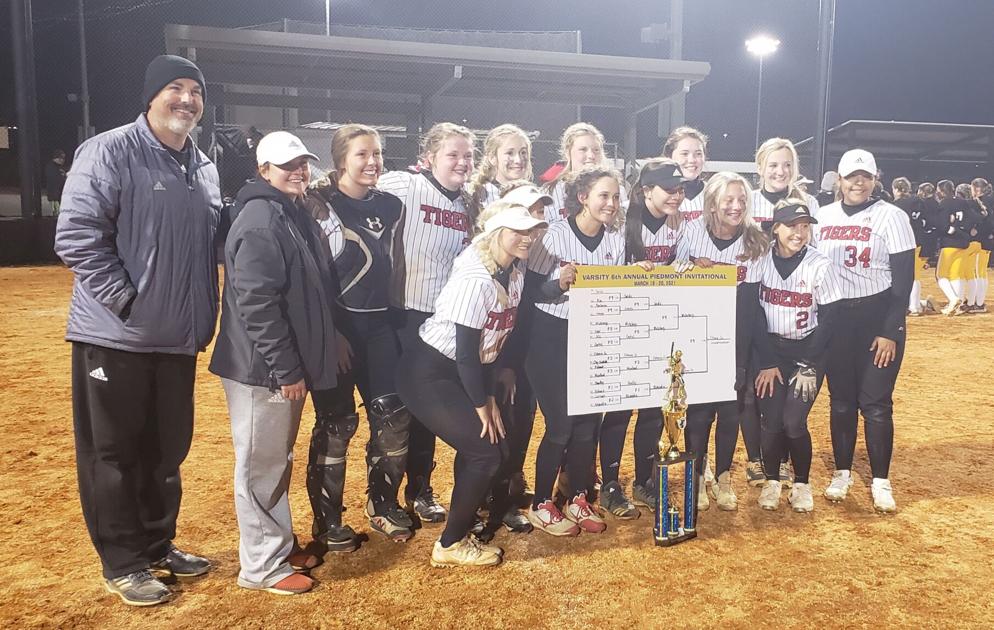 AnnistonStar.com - East Regional softball: Cleburne County blanks Curry, headed to state image
