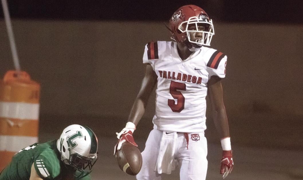 AnnistonStar.com - Talladega makes history, earns first-ever football playoff win image