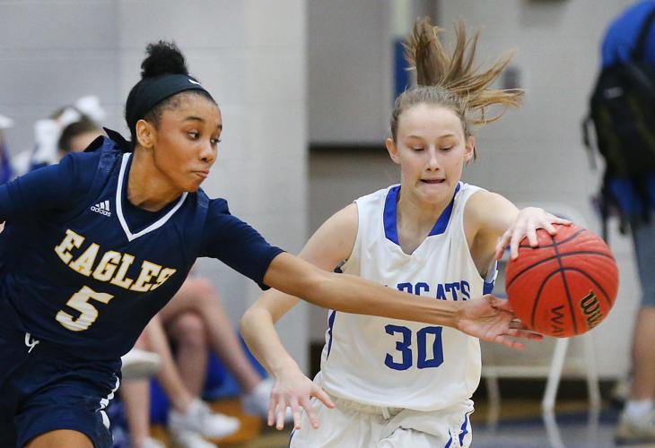Jacksonville at White Plains Girls AHSAA Basketball Game Slideshows