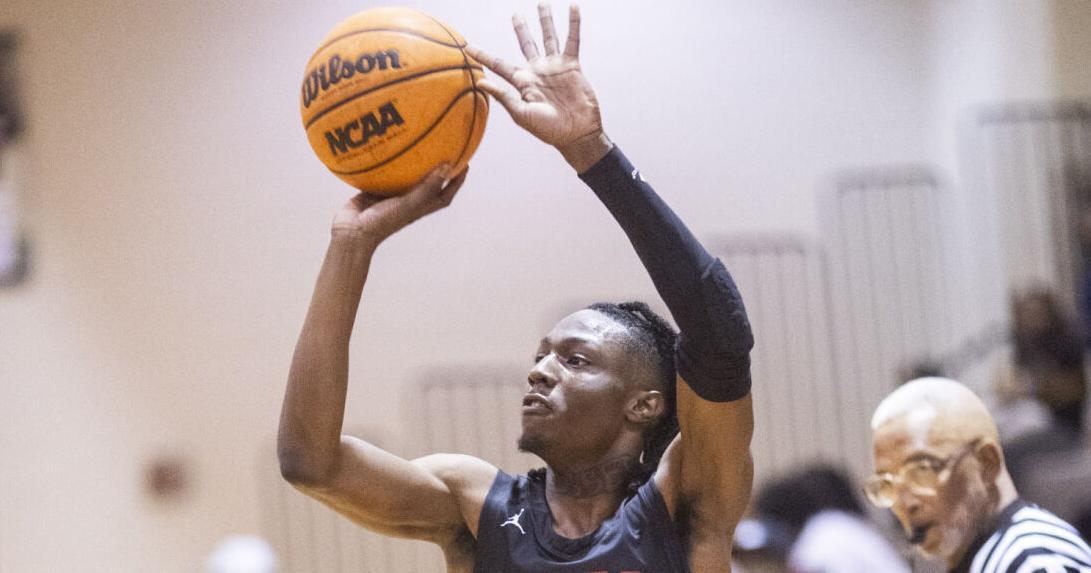AnnistonStar.com - Boys prep basketball: Munford can't keep up with Jones, who put up 40 in a Talladega win image