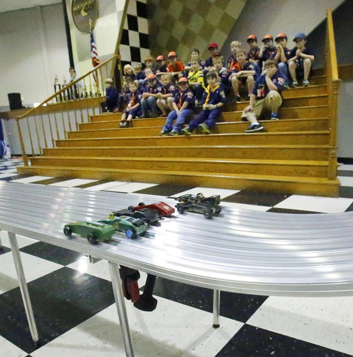 Boy Scout Pinewood Derby Slideshows