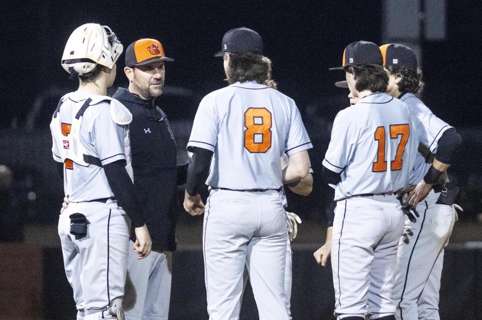 AnnistonStar.com - Prep baseball: Alexandria tops John Carroll in Game 3, advances image