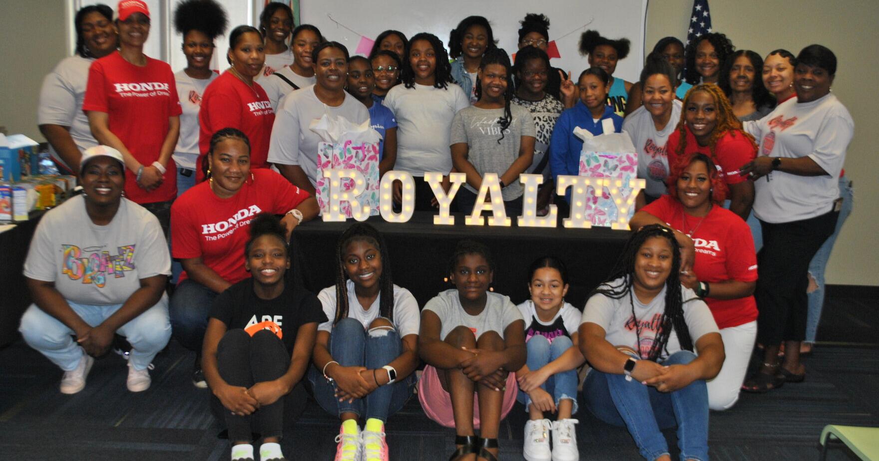 Royalty mentoring program reaches out to youth - Vimarsana News
