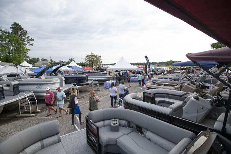 Photos Logan Martin Lakefest and Boat Show kicks off Stclair Gallery