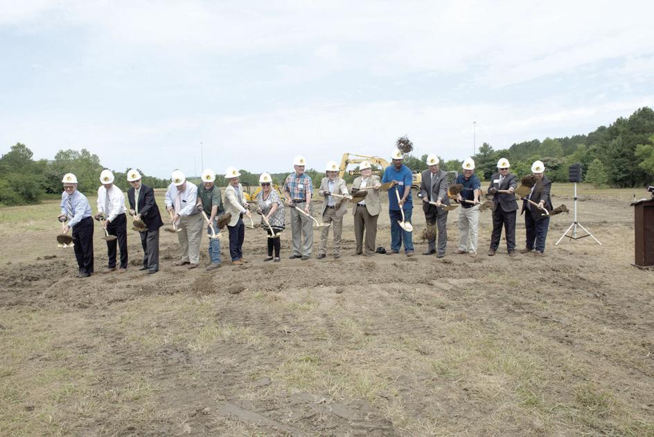 Mega-travel center Buc-ee's to open second Alabama store ...