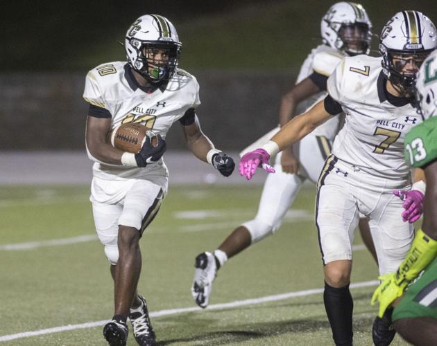 Photos Pell City takes on Leeds Slideshows